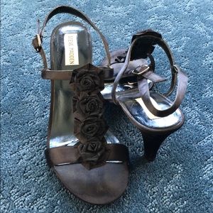 Steve Madden flowered heels